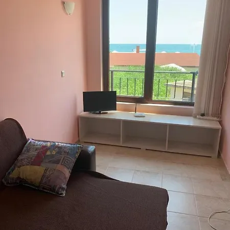 Apartmán Beachfront App In *