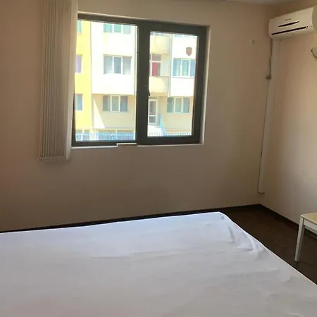 Apartmán Beachfront App In Ravda